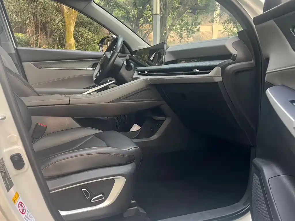 Changan CS75 PLUS 2023 — фото 4