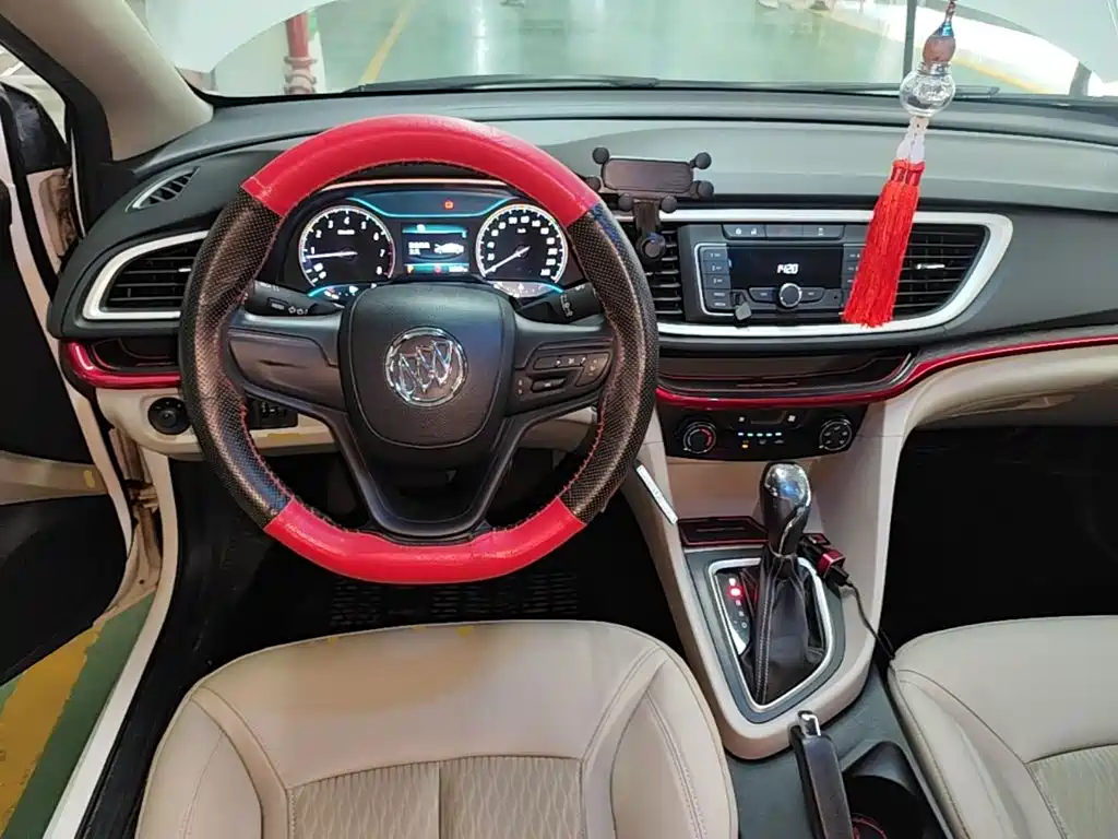 Buick Excelle GT 2016 — фото 11