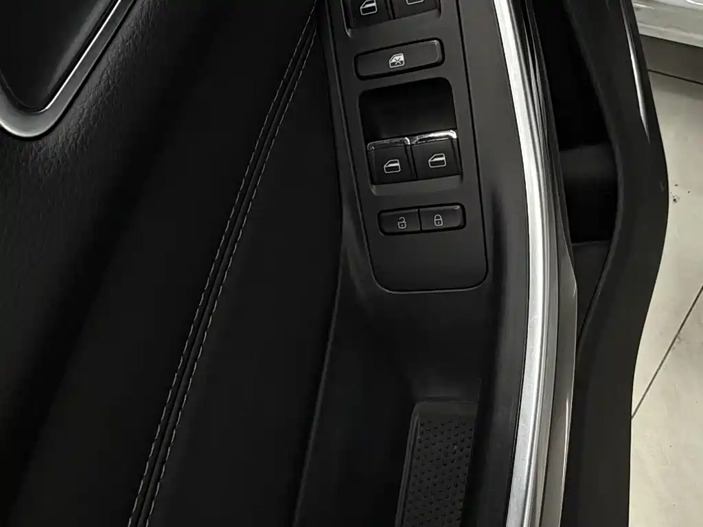 Chery Tiggo 8 2019 — фото 36