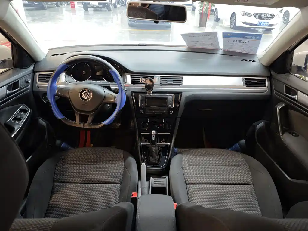 Volkswagen Bora 2021