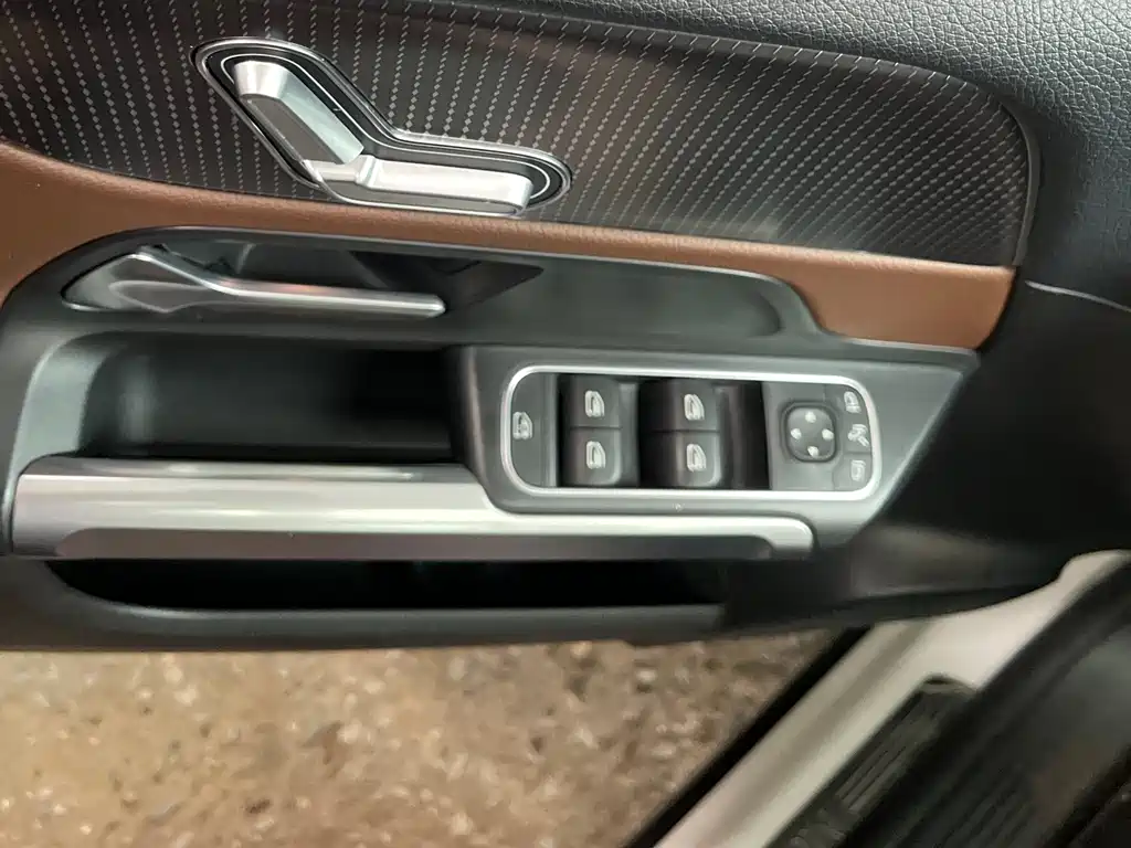 Mercedes-Benz GLB 2020 — фото 15