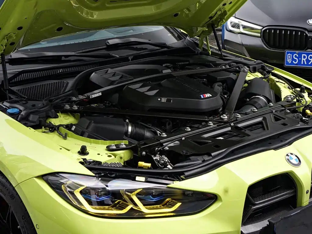 BMW M4 2024 — фото 11