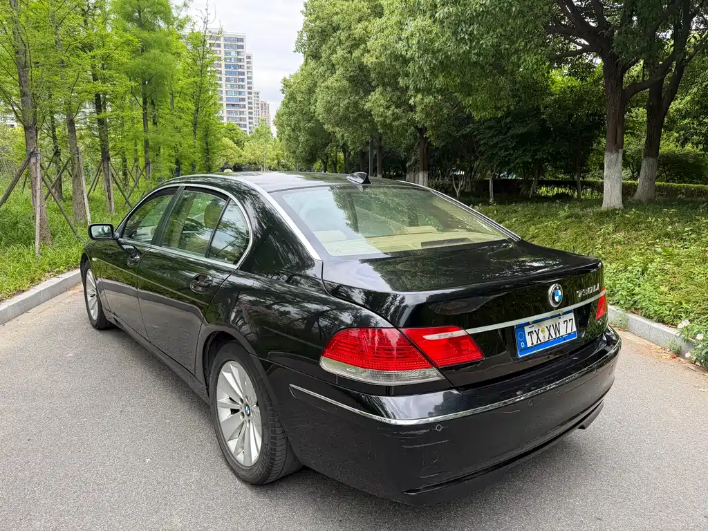 BMW 7 Series 2007 — фото 5