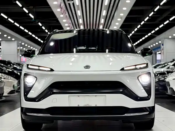 NIO ES6 2020