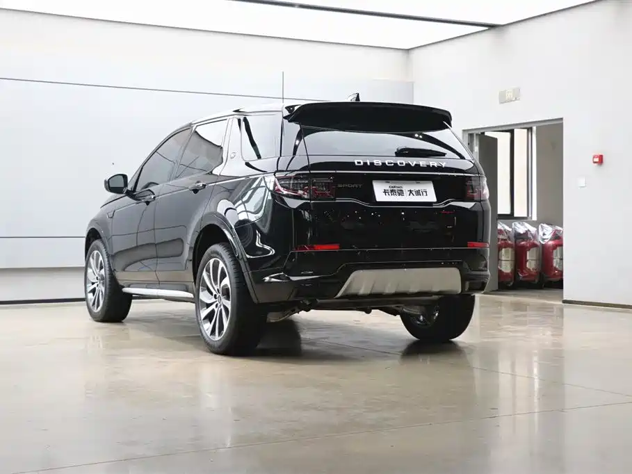 Land Rover Discovery Sport 2024 — фото 30