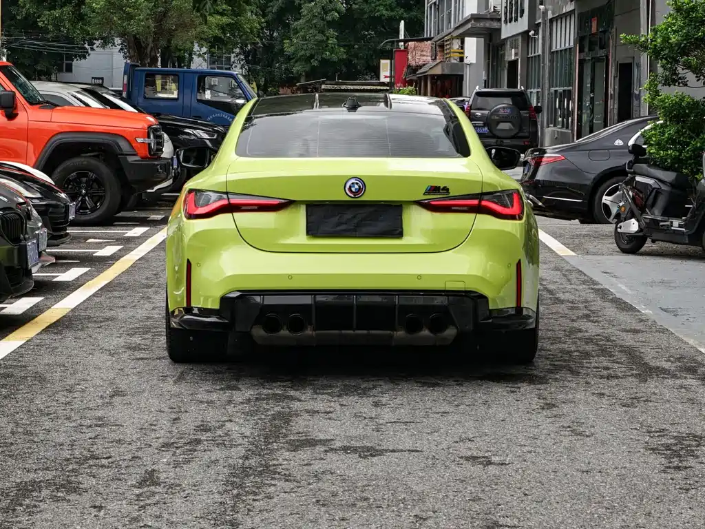 BMW M4 2024 — фото 13