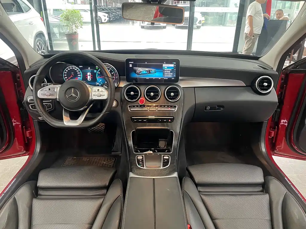 Mercedes-Benz C-Class 2020