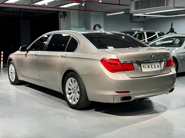 BMW 7 Series 2009