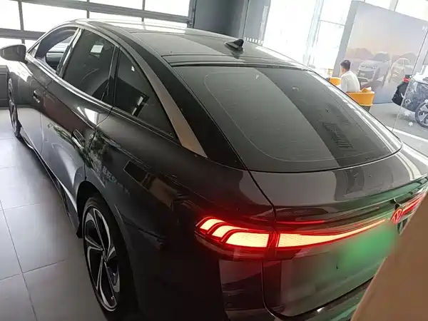 Volkswagen ID.7 VIZZION 2025