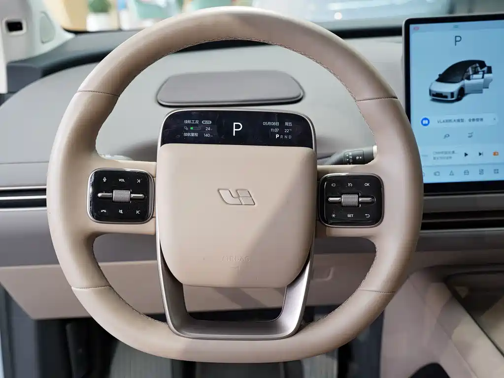 Li Auto i8 2025 — фото 7