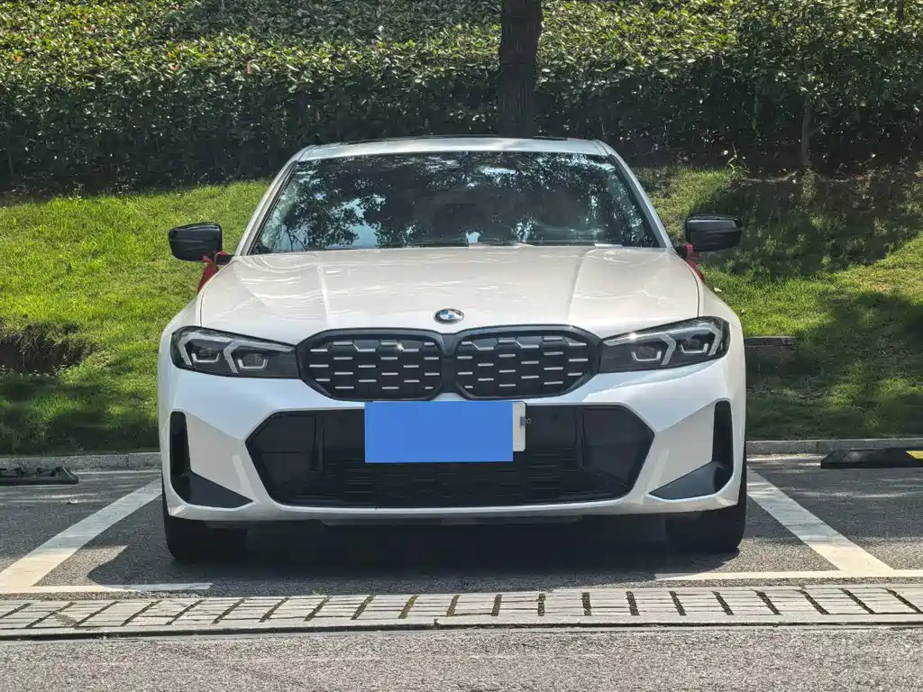BMW 3 Series 2024