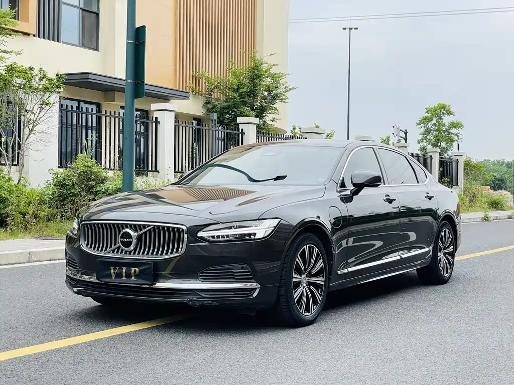 Volvo S90 PHEV 2021 — фото 30