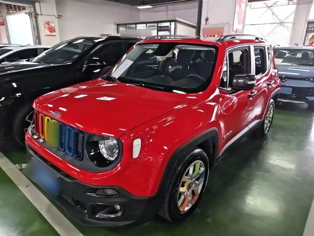 Jeep Renegade 2018 — фото 2