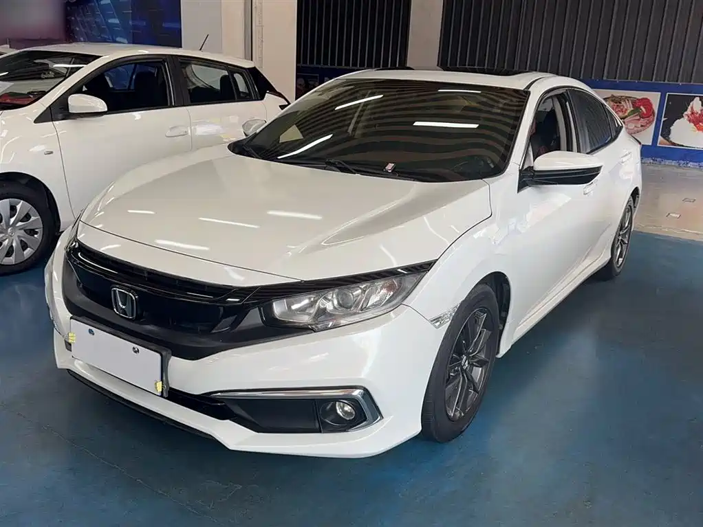 Honda Civic 2020 — фото 1
