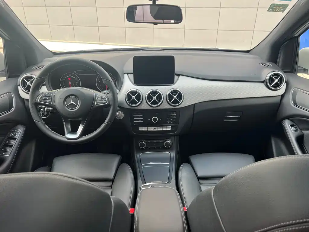 Mercedes-Benz B-Class 2018