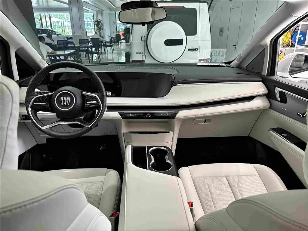 Buick GL8 New Energy 2025 — фото 19