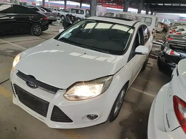 Ford Focus 2012