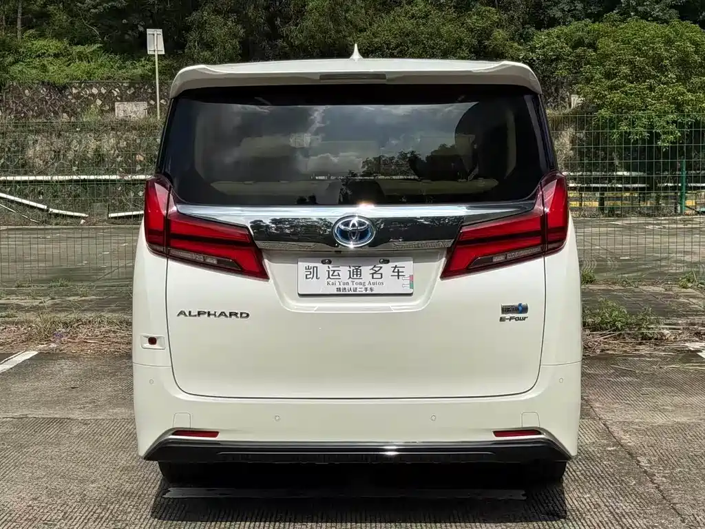 Toyota Alphard 2021 — фото 9