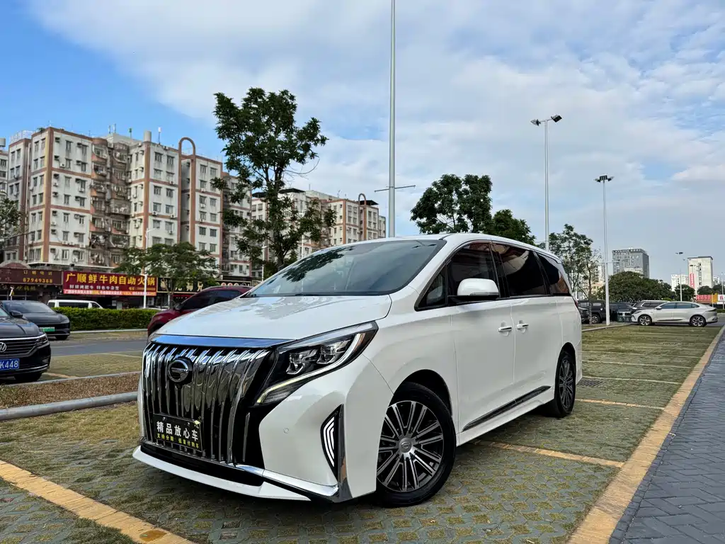 GAC Motor Trumpchi M8 2022 — фото 1