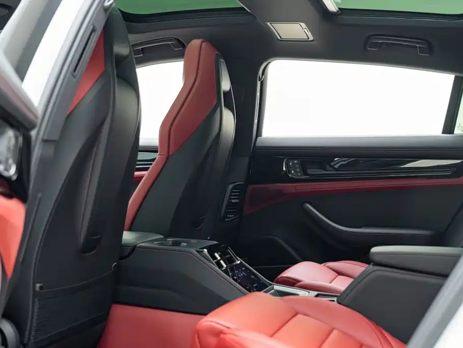 Porsche Panamera 2025 — фото 11