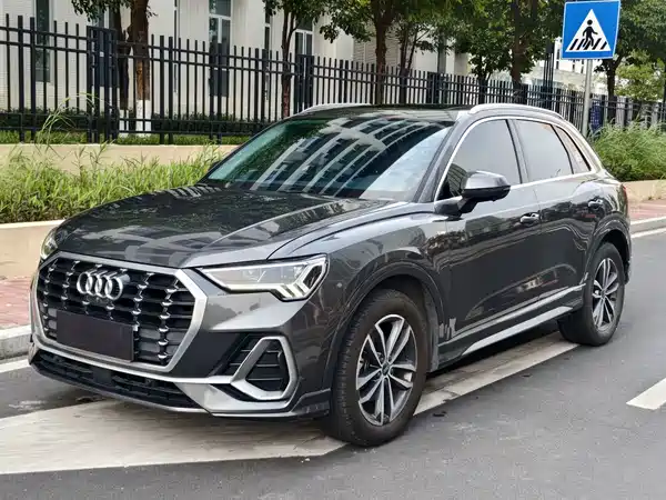 Audi Q3 2021