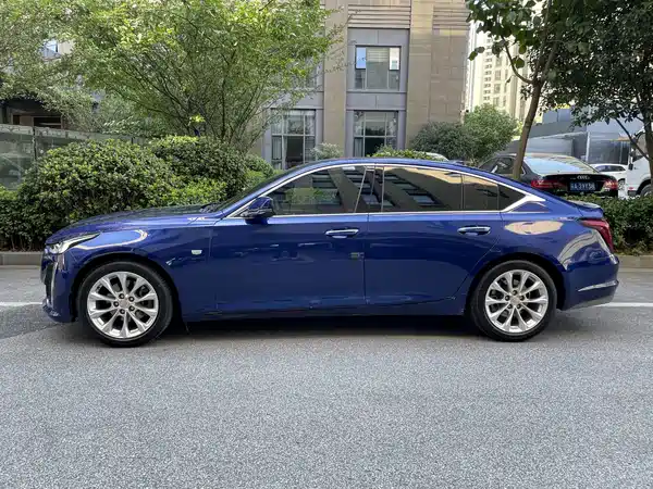 Cadillac CT5 2023