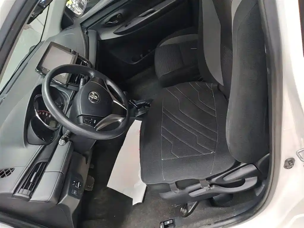 Toyota Vios 2021 — фото 15