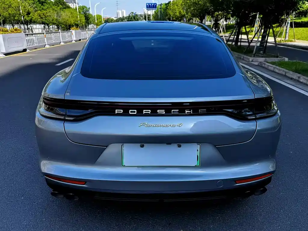 Porsche Panamera New Energy 2021 — фото 8