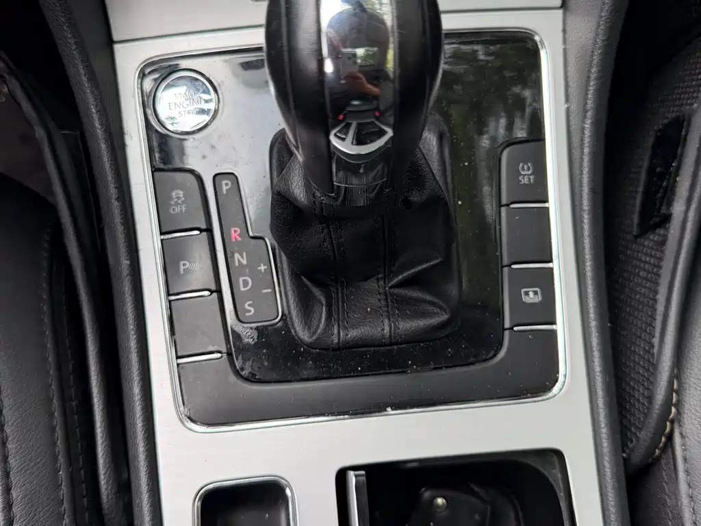 Volkswagen Passat 2014 — фото 17