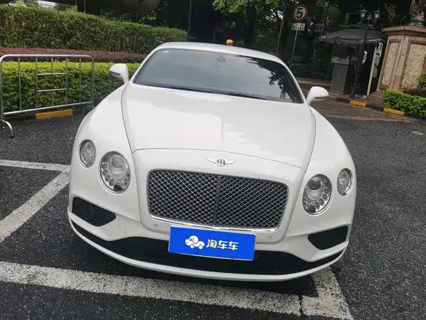 Bentley Continental 2015