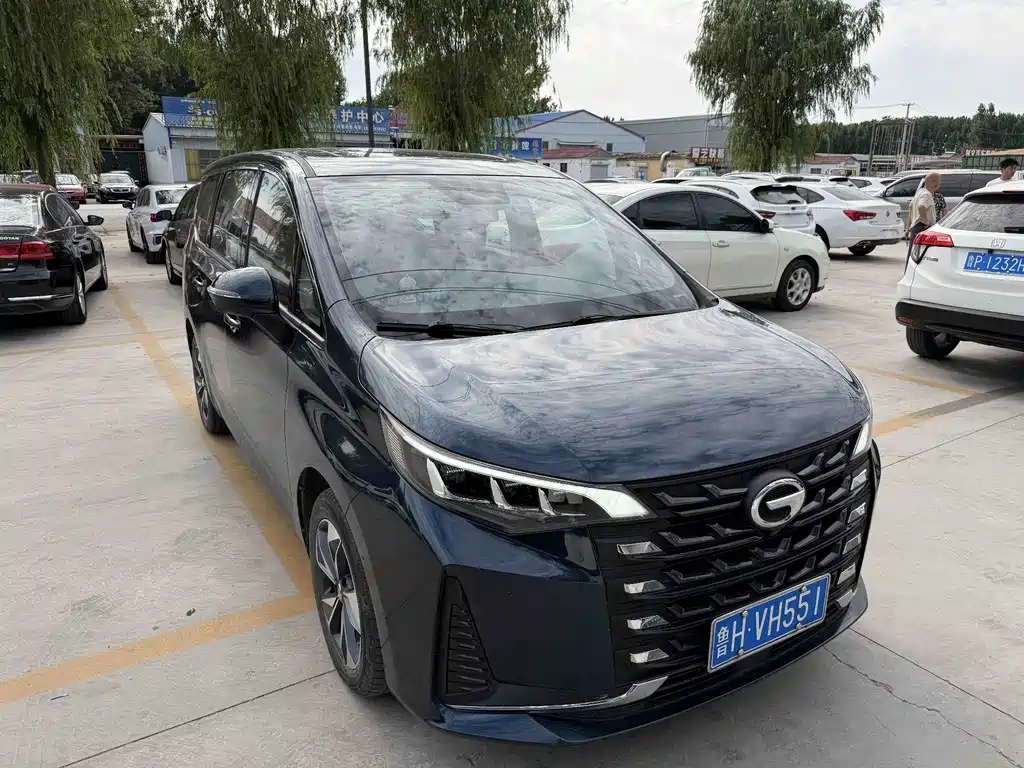 GAC Trumpchi M6 2022 — фото 2