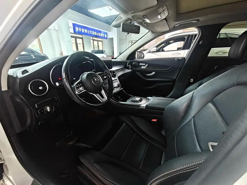 Mercedes-Benz C-Class 2019