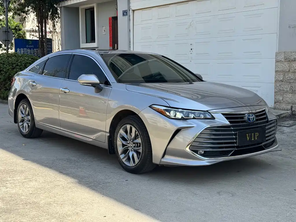 Toyota Avalon 2022 — фото 2
