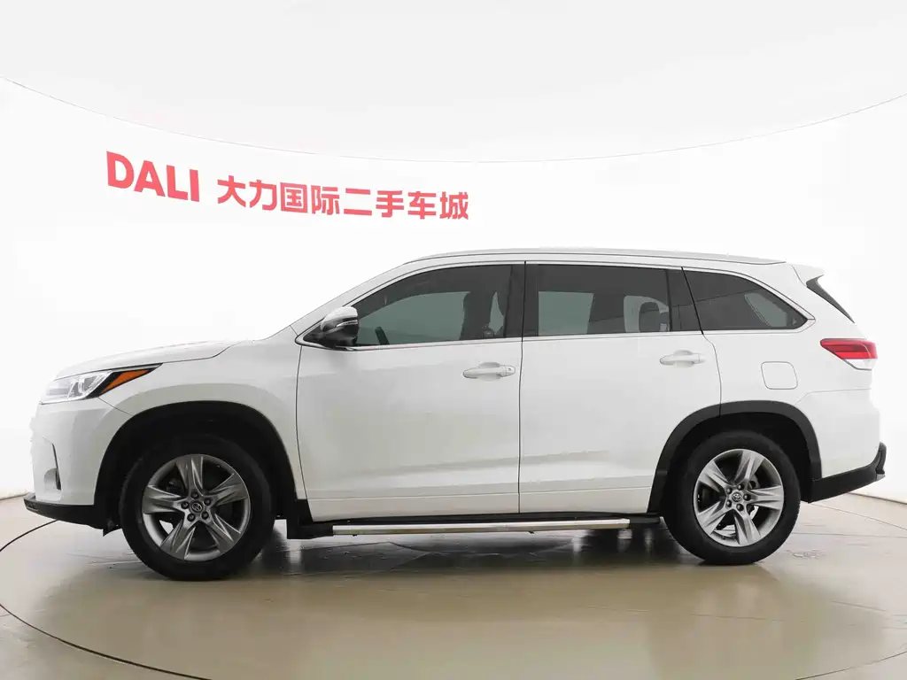 Toyota Highlander 2020