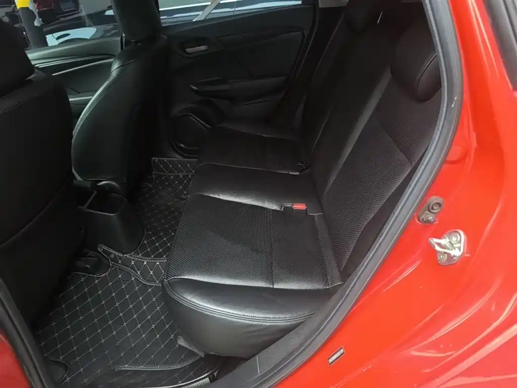 Honda Fit 2015 — фото 17