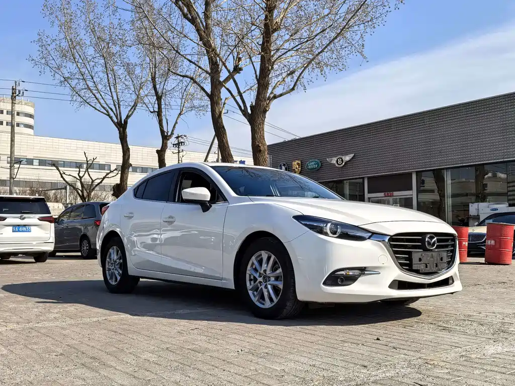 Mazda 3 Axela 2019