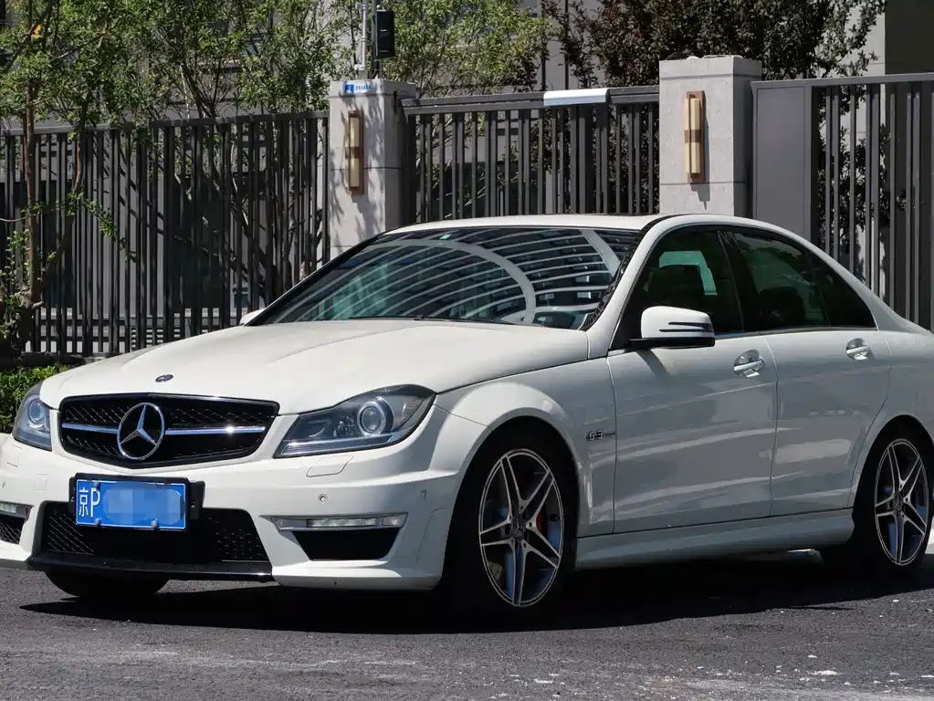 Mercedes-Benz C-Class AMG 2012 — фото 14