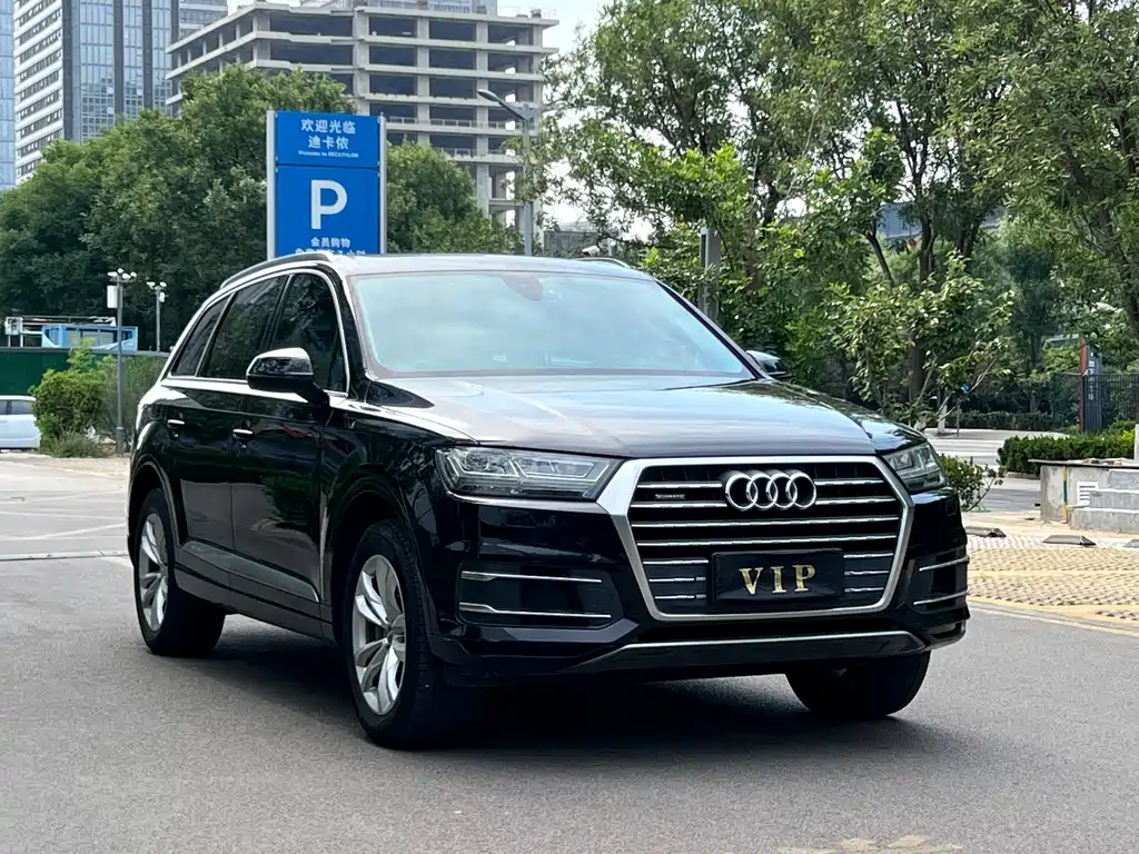 Audi Q7 2018 — фото 3