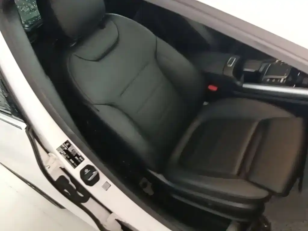 Mercedes-Benz GLA 2020 — фото 25