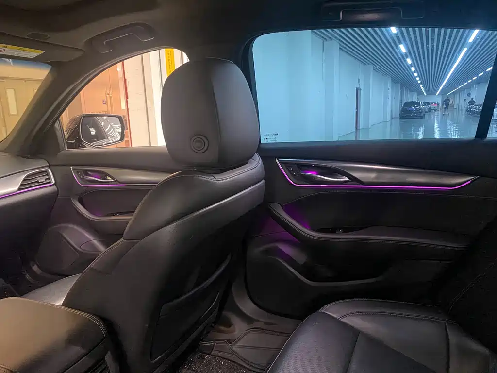 Cadillac CT5 2023 — фото 10