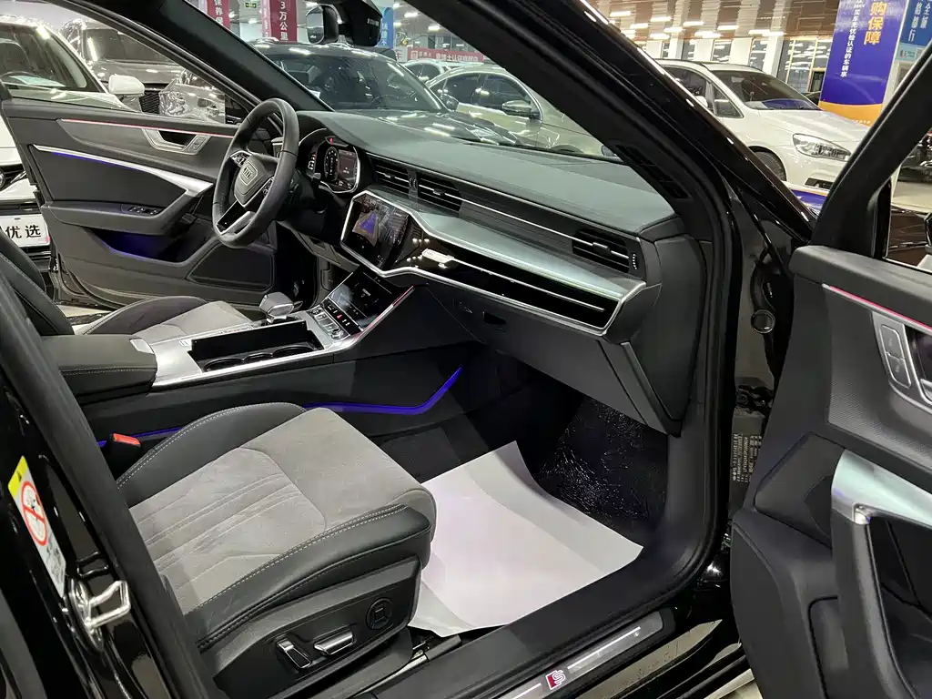 Audi A6L 2023 — фото 4