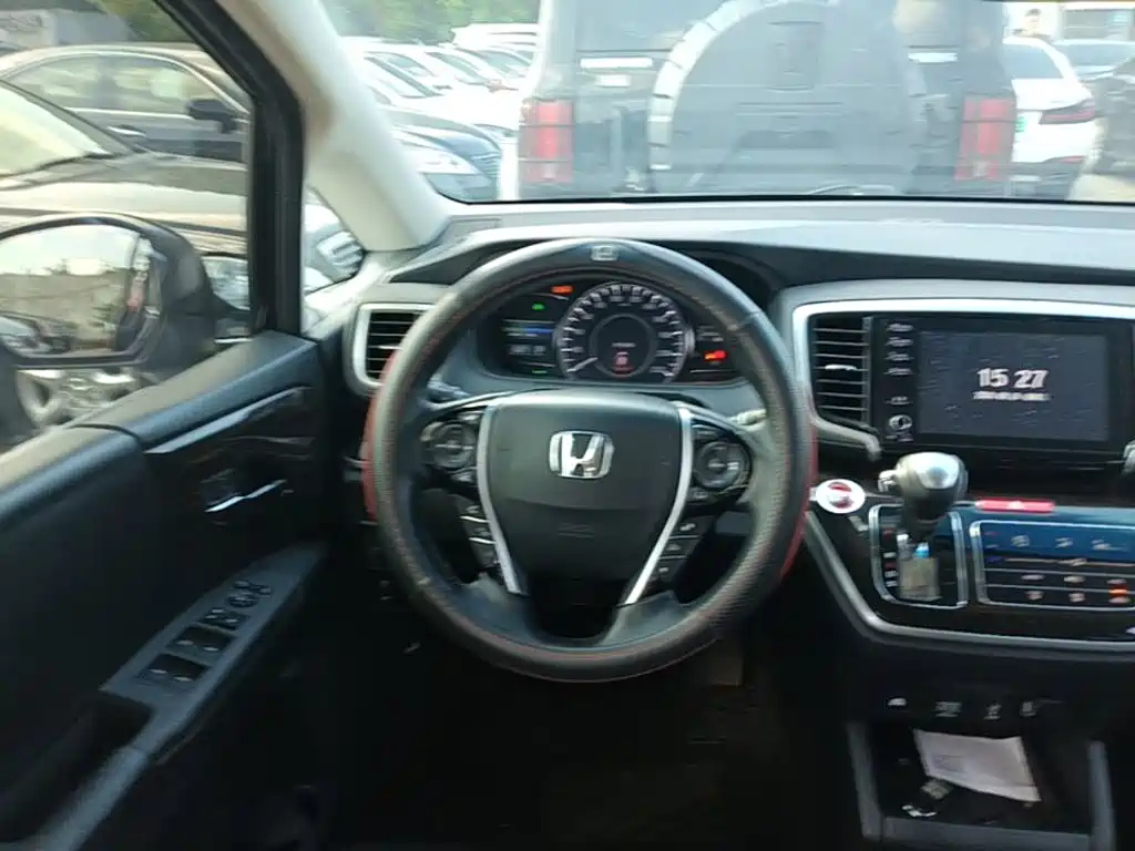 Honda Odyssey 2021 — фото 11