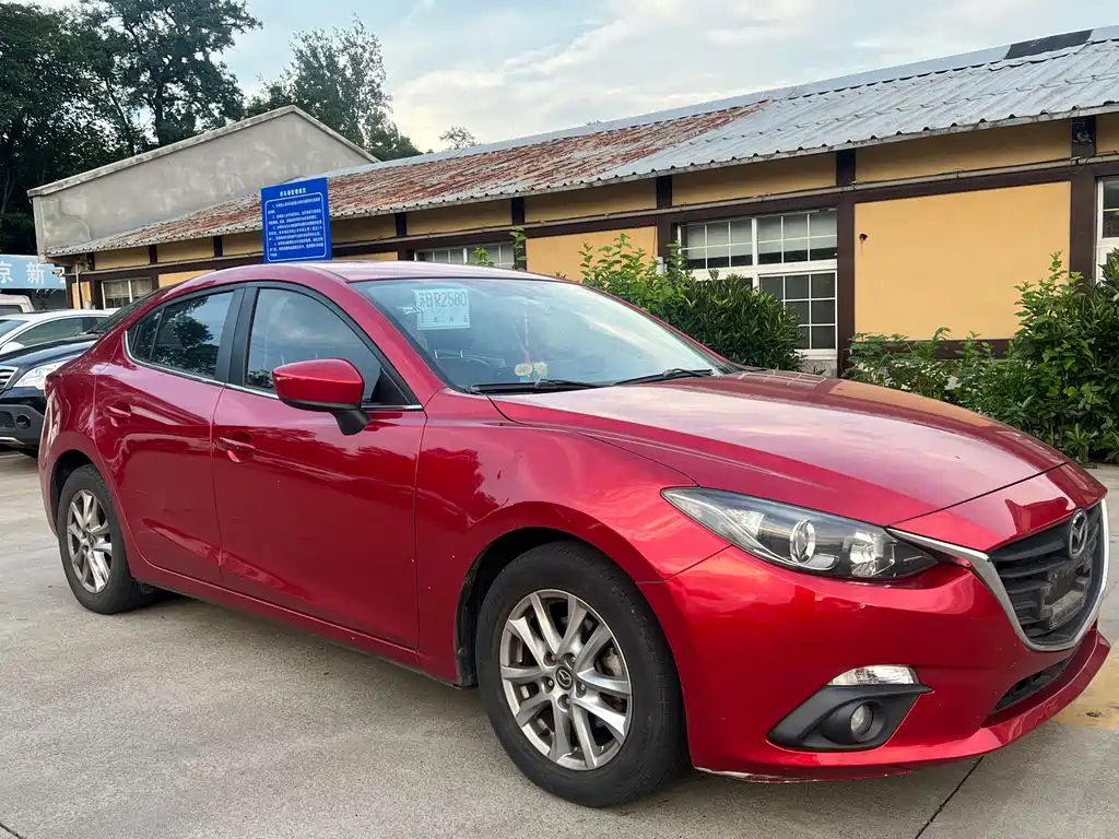 Mazda 3 Axela 2016