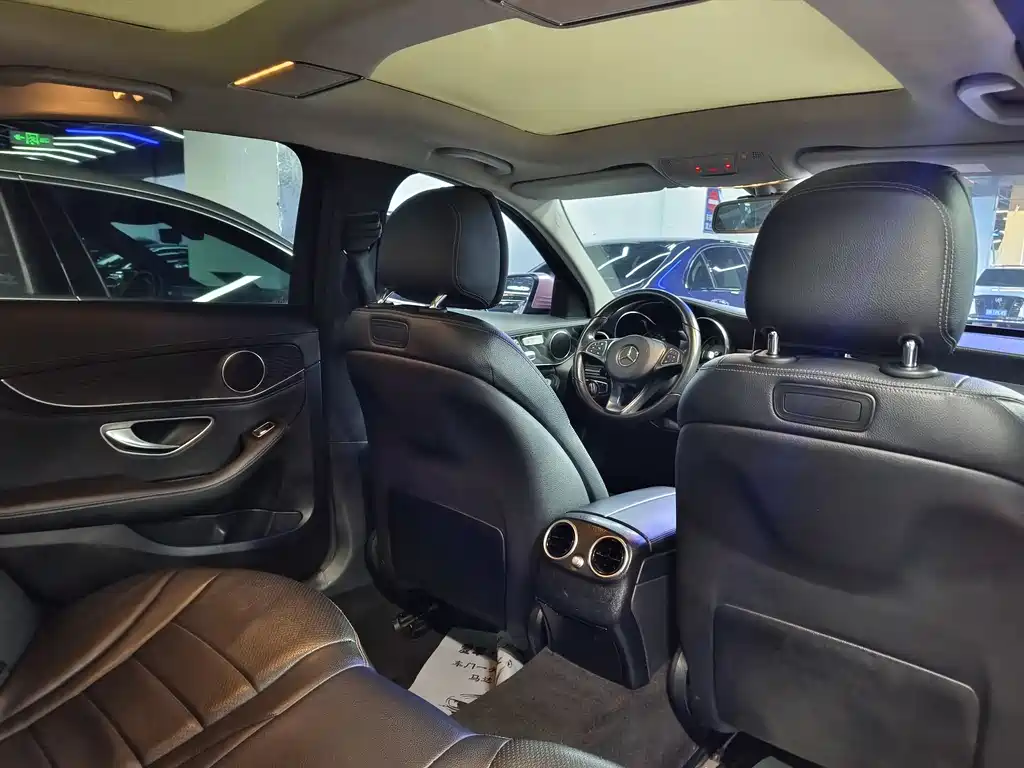 Mercedes-Benz C-Class 2017 — фото 11