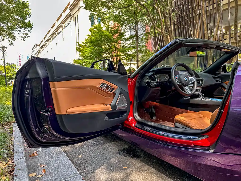 BMW Z4 2022 — фото 11