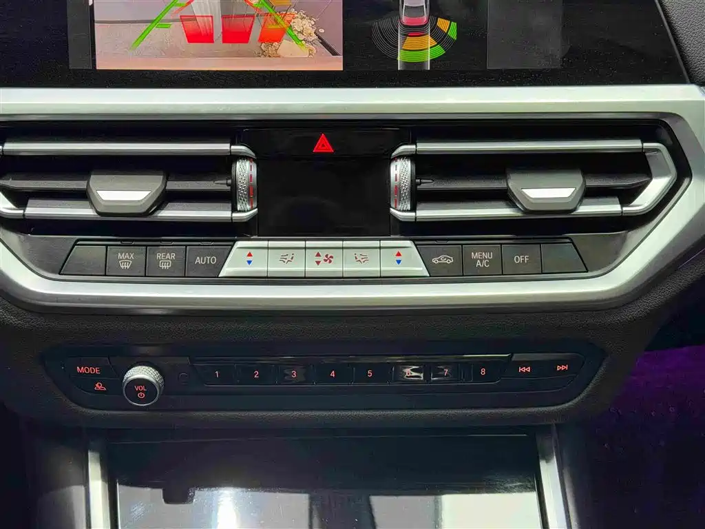 BMW 3 Series 2022 — фото 15