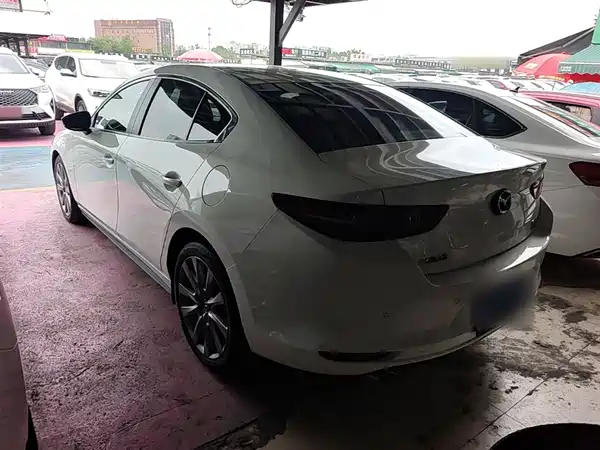 Mazda 3 Axela 2021
