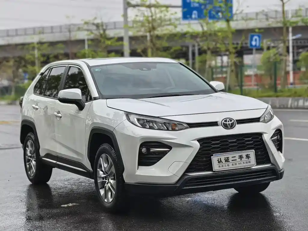 Toyota Wildlander 2022 — фото 3