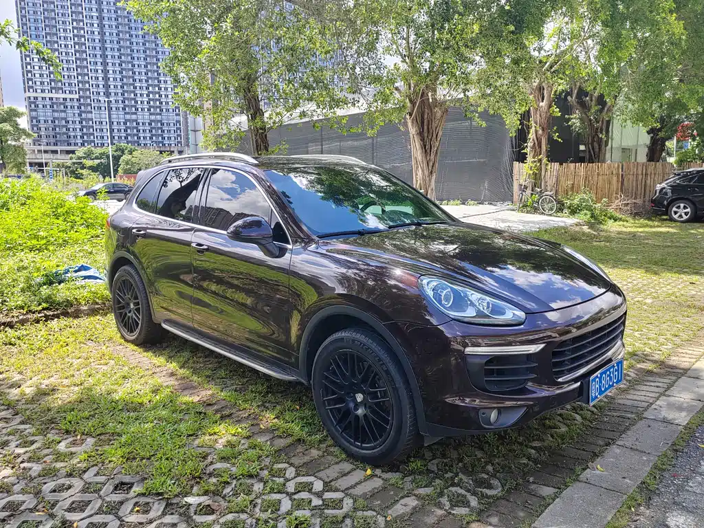 Porsche Cayenne 2015 — фото 4
