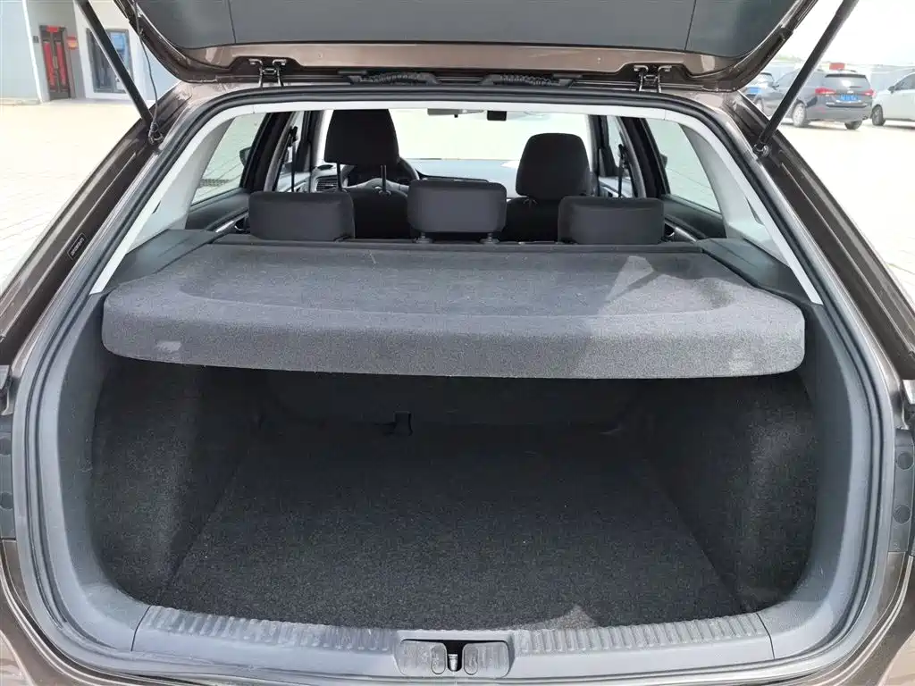 Volkswagen Gran Lavida 2015 — фото 15